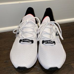 New Balance Roav Running Shoe